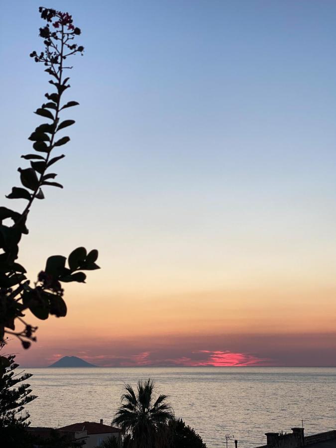 Noone Tropea Guesthouse Exteriör bild